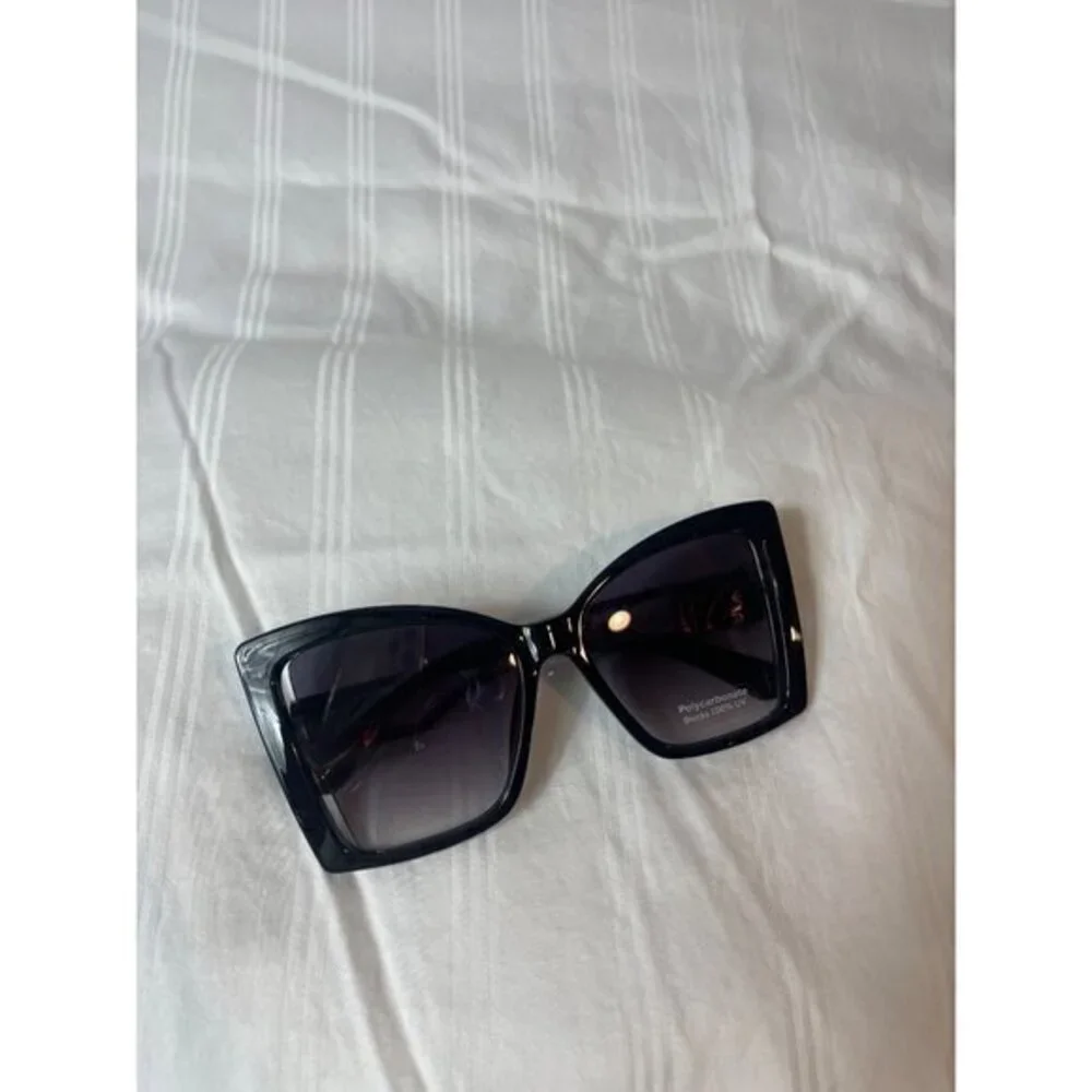 Purrfectly‎ Yours Cat Eye Frame Sunglasses Black